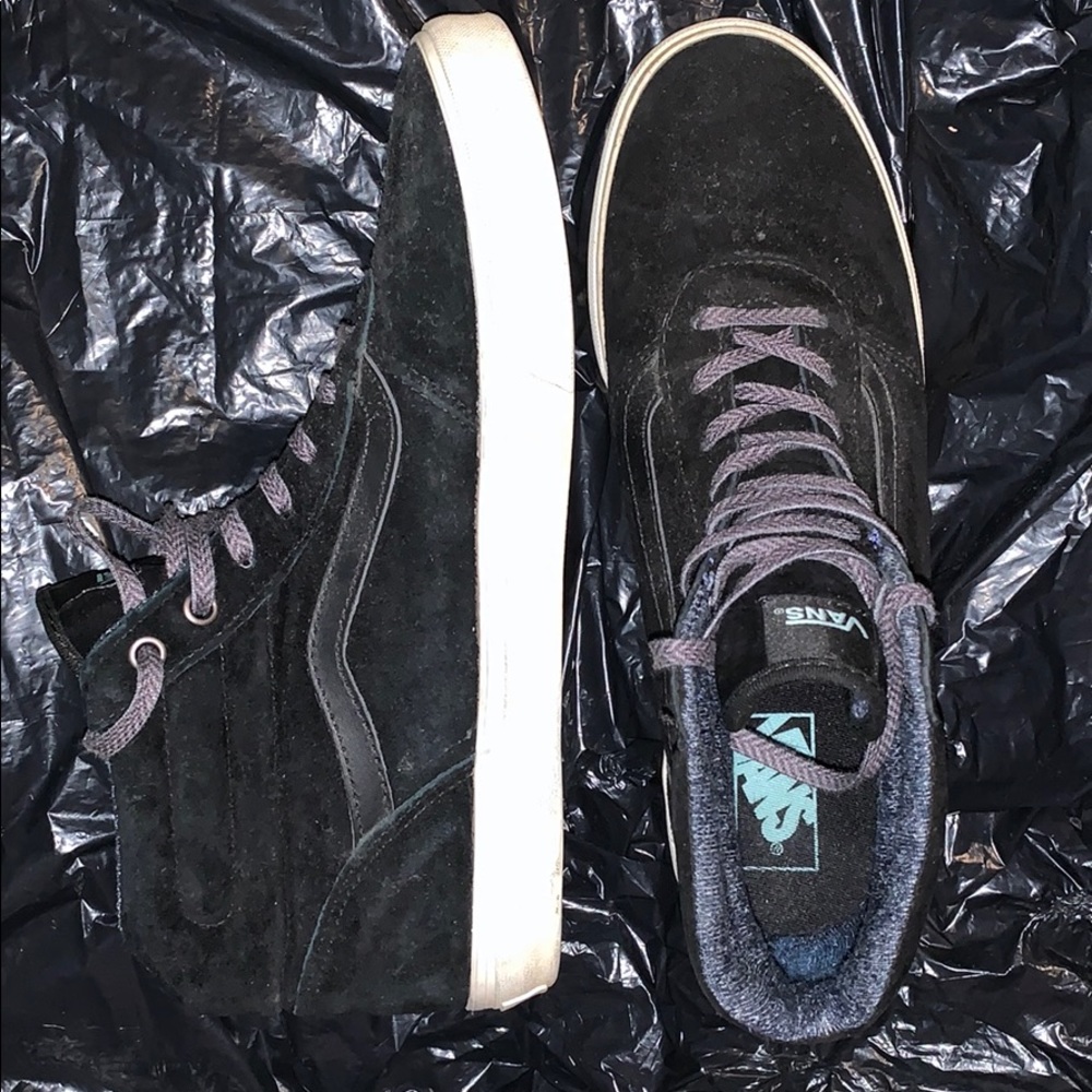Black on Grey Women’s High-Top Vans Shoes